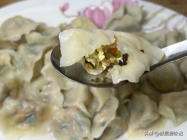 芹菜胡萝卜木耳素馅饺子馅的做法,芹菜胡萝卜木耳馅饺子馅做法大全(3)